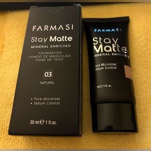 Farmasi Stay Matte Foundation (Natural beige) #3 New OS
